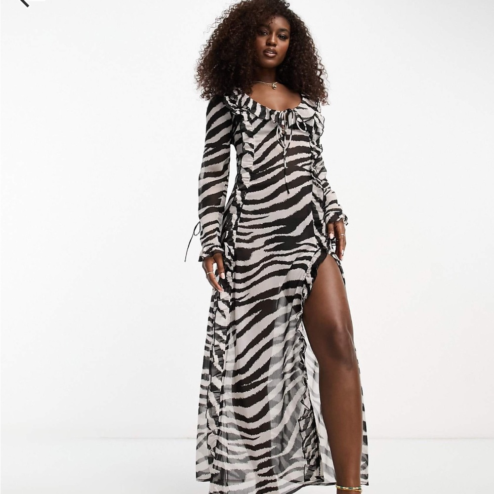 Miss Selfridge Chiffon zebra long sleeve side slit maxi beach dress
